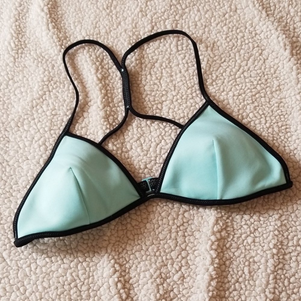 Vistoria's secret bikini top
